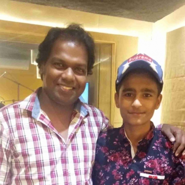 paglya film Director Vinod Peter with child actor