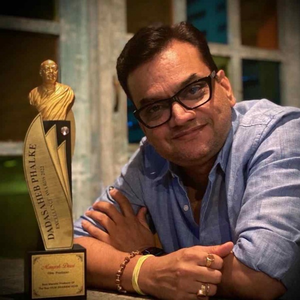 Dadasaheb Phalke Excellence Award for "Dharmaveer" Mukkam Post Thane Film