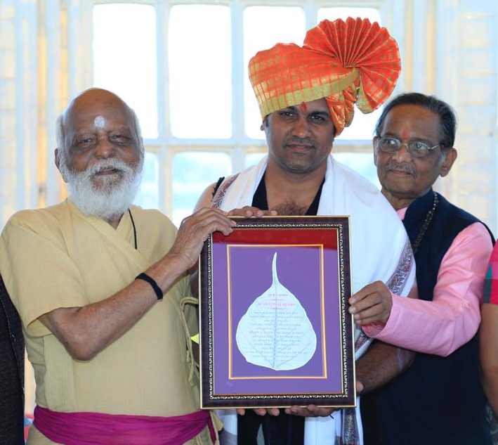 Director Digpal Lanjekar honored with 'Gurukul' award